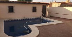 Chalet Pareado en Condequinto con Piscina