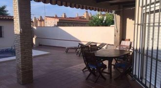 Chalet Pareado en Condequinto con Piscina