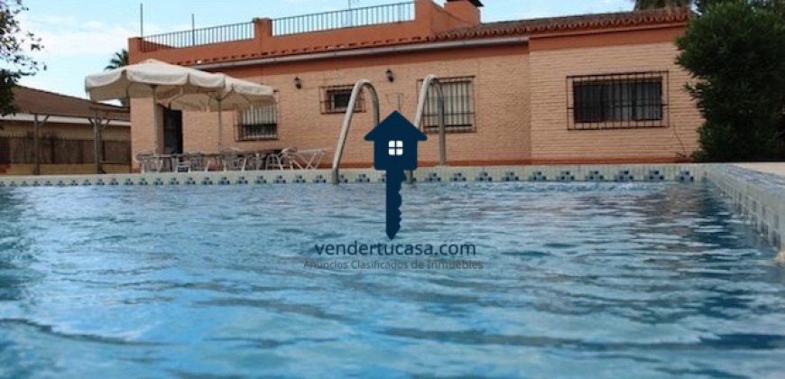 Chalet en Urbanización El Torreón