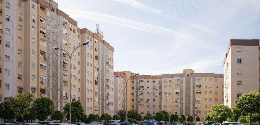 Piso Junto Avenida de las Ciencias