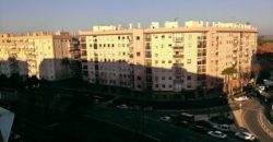 Piso con terraza de 50m2 Sevilla Este