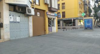 Local en Luis Montoto