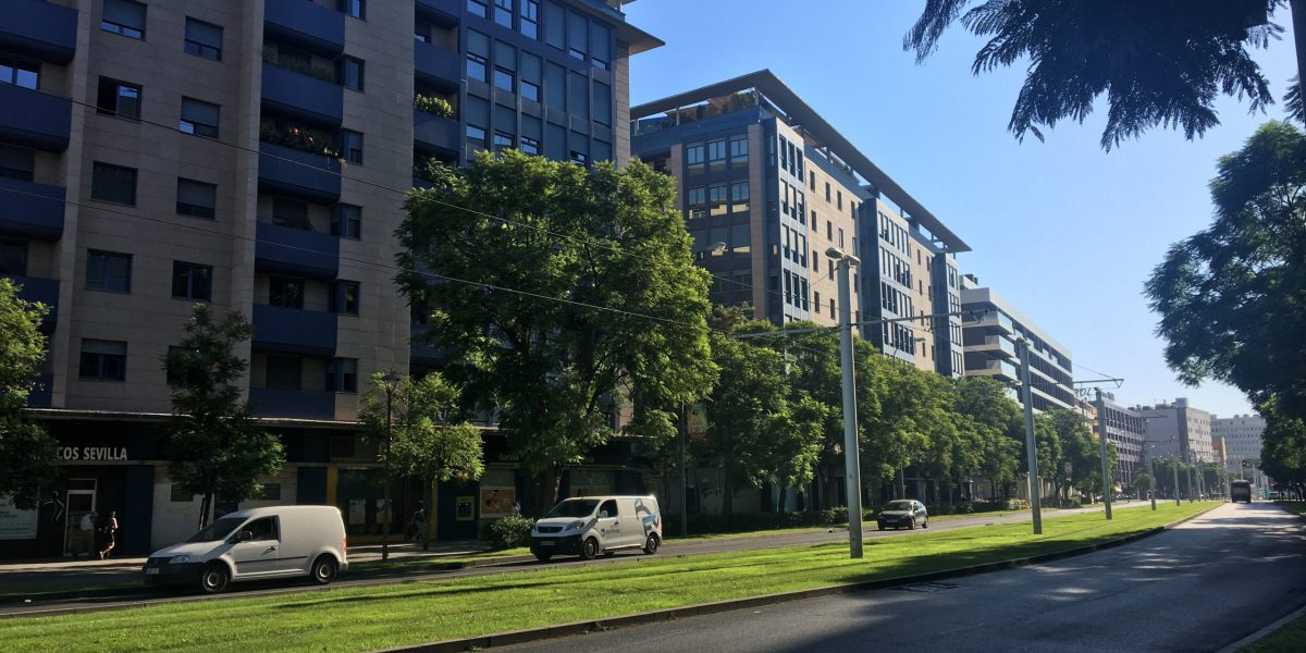 Piso de lujo en Buhaira / Enramadilla