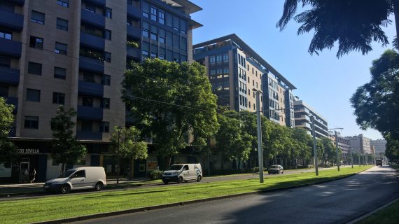 Piso de lujo en Buhaira / Enramadilla