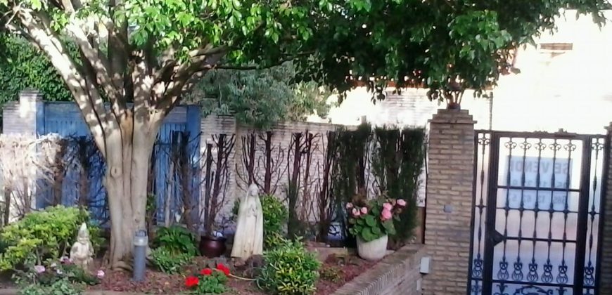 Chalet de lujo en Urbanización Privada.