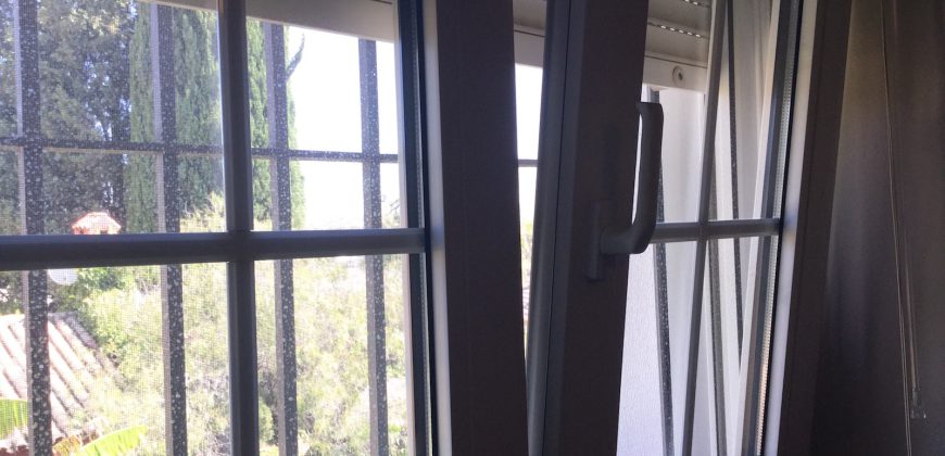 Chalet de lujo en Urbanización Privada.