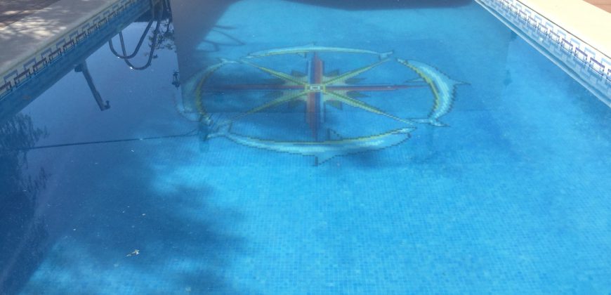 Chalet de lujo en Urbanización Privada.