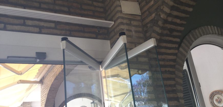 Chalet de lujo en Urbanización Privada.