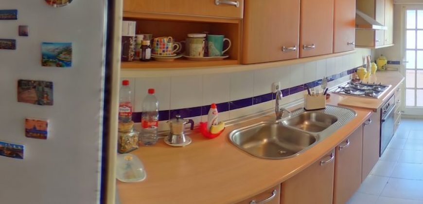 Vivienda en centro Gines con Garaje