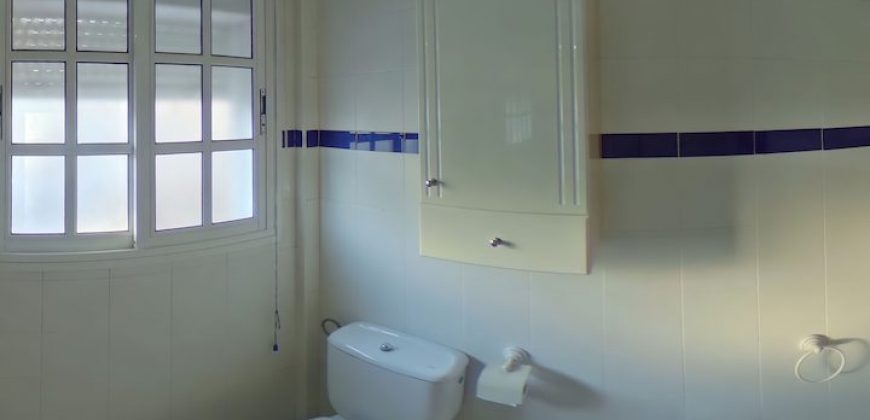 Vivienda en centro Gines con Garaje