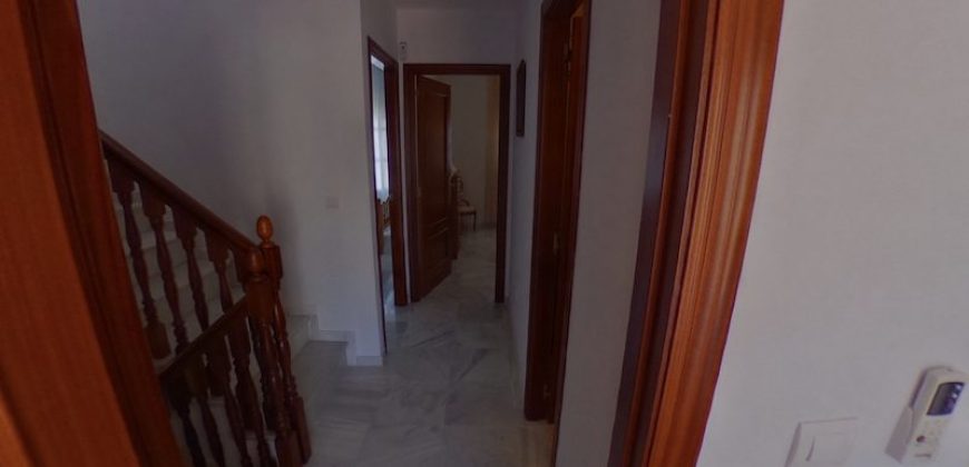 Chalet Adosado en La Rinconada