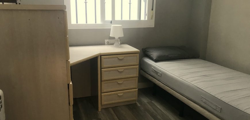 Piso con Patio en Urb El Mirador de San Jose