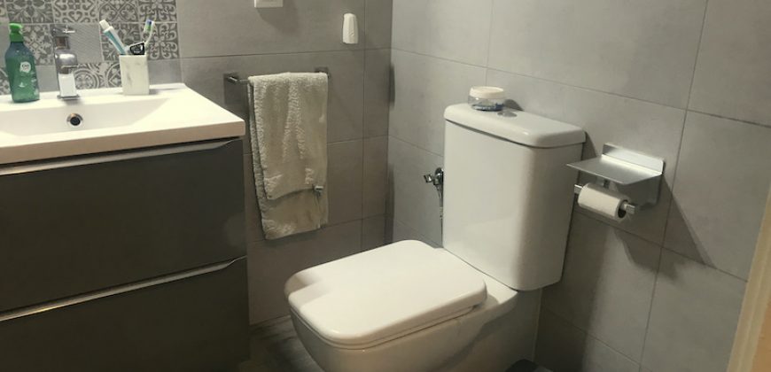 Piso con Patio en Urb El Mirador de San Jose