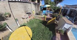Chalet con Piscina en Gines centro