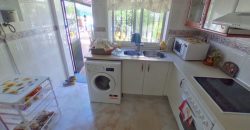 Chalet con Piscina en Gines centro