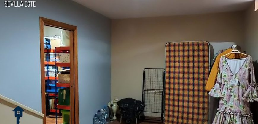 Chalet Adosado en Sevilla Este