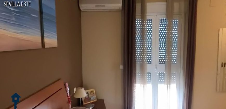 Chalet Adosado en Sevilla Este