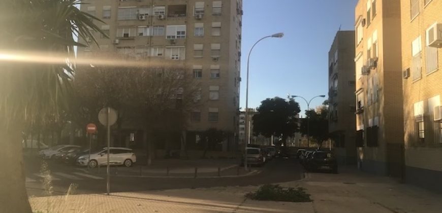 Piso en Avenida de La Oliva