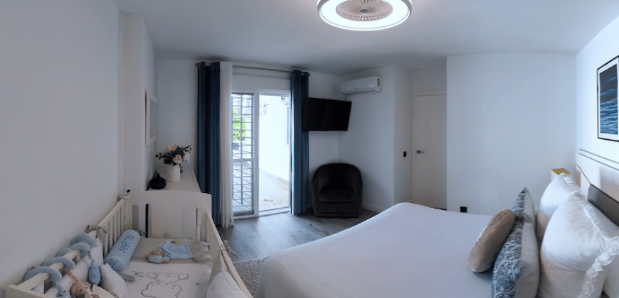 Chalet Adosado con Reforma Integral en Sevilla Este