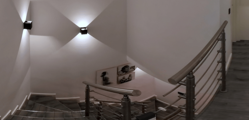 Chalet Adosado con Reforma Integral en Sevilla Este
