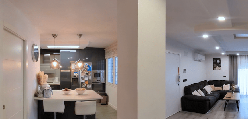 Chalet Adosado con Reforma Integral en Sevilla Este