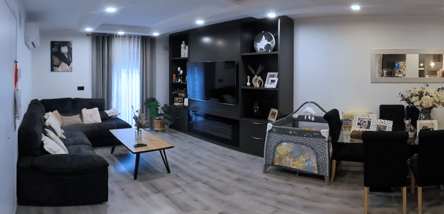Chalet Adosado con Reforma Integral en Sevilla Este