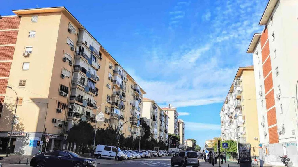 Inmobiliaria en Parque Alcosa - vendertucasa.com