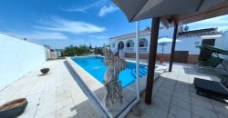 Chalet Independiente en Urbanización Pago Redondo